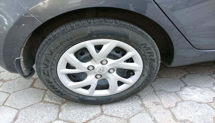 2018 Hyundai Grand i10 MAGNA 1.2 KAPPA VTVT, Petrol, Manual, 29,226 km, tyre