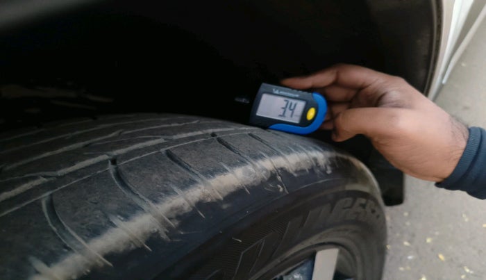 2019 MG HECTOR SHARP 2.0 DIESEL, Diesel, Manual, 1,42,118 km, tyre