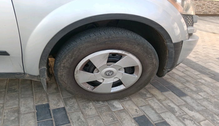 2014 Mahindra XUV500 W6, Diesel, Manual, 1,62,602 km, tyre