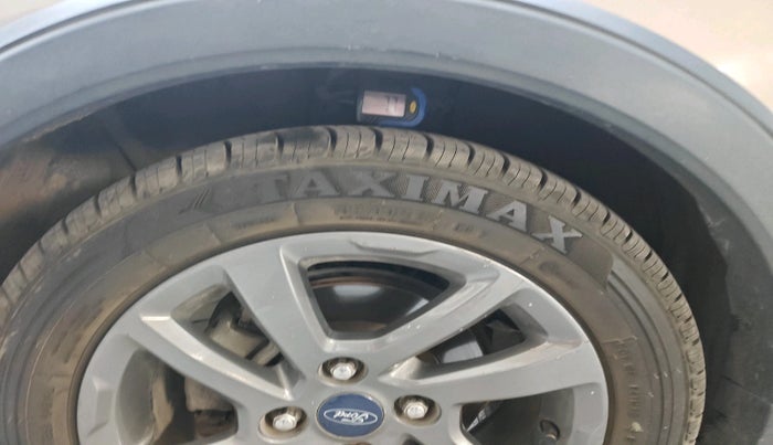 2018 Ford FREESTYLE TITANIUM 1.2 PETROL, Petrol, Manual, 74,778 km, tyre