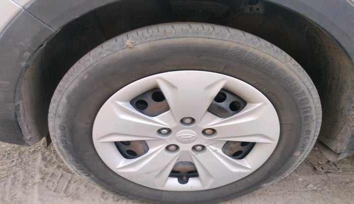 2017 Hyundai Creta E PLUS 1.4 DIESEL, Diesel, Manual, 1,48,951 km, tyre