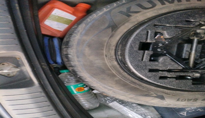 2017 Hyundai Creta E PLUS 1.4 DIESEL, Diesel, Manual, 1,48,951 km, tyre