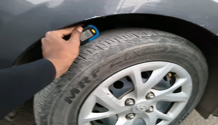 2017 Hyundai Grand i10 SPORTZ 1.2 KAPPA VTVT, Petrol, Manual, 1,07,487 km, tyre