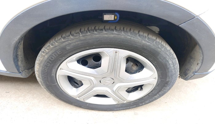 2023 Tata NEXON XM PLUS SUNROOF DIESEL, Diesel, Manual, 64,902 km, tyre