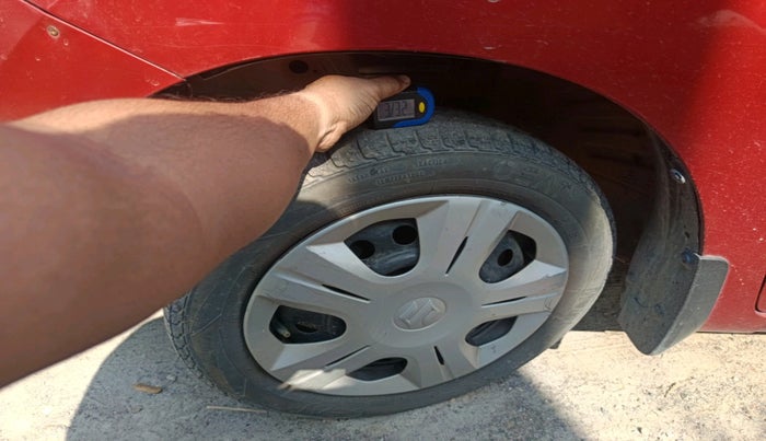 2018 Maruti Wagon R 1.0 VXI, Petrol, Manual, 65,797 km, tyre