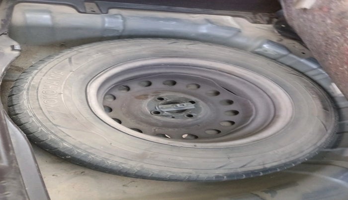 2010 Hyundai i20 MAGNA 1.2, Petrol, Manual, 88,753 km, tyre