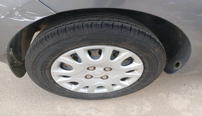 2010 Hyundai i20 MAGNA 1.2, Petrol, Manual, 88,753 km, tyre