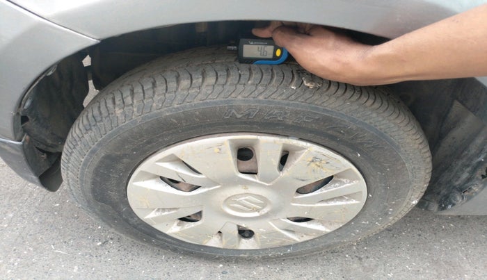 2013 Maruti Swift VXI, Petrol, Manual, 41,210 km, tyre