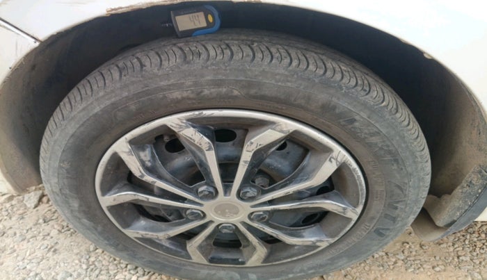 2016 Tata Tiago XZ PETROL, Petrol, Manual, 74,955 km, tyre