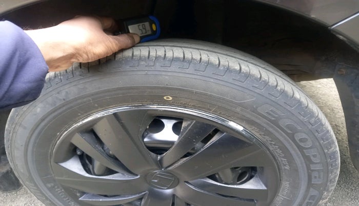 2018 Honda Amaze 1.2L I-VTEC S, Petrol, Manual, 30,386 km, tyre