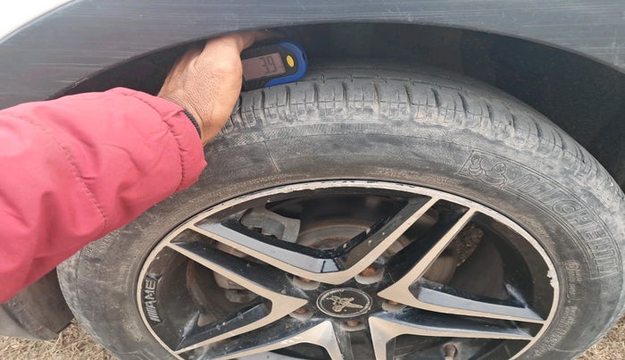 2017 Maruti S Cross DELTA 1.3, Diesel, Manual, 89,593 km, tyre