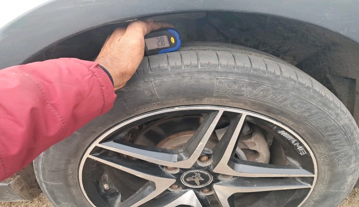 2017 Maruti S Cross DELTA 1.3, Diesel, Manual, 89,593 km, tyre