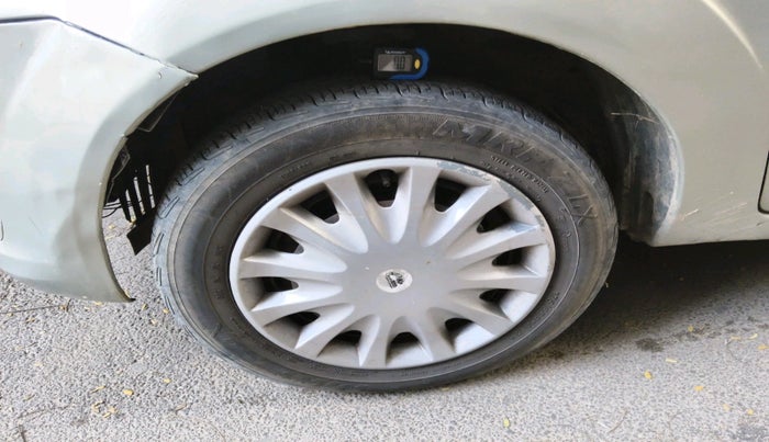 2012 Ford Figo ZXI 1.4 DIESEL, Diesel, Manual, 94,150 km, tyre