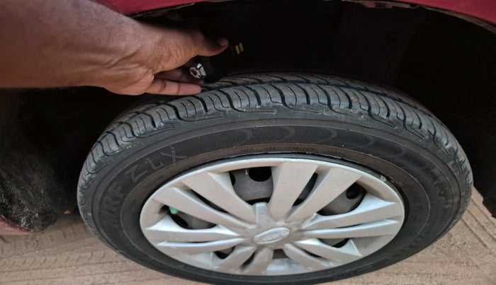 2016 Datsun Go Plus T (O), Petrol, Manual, 36,599 km, tyre