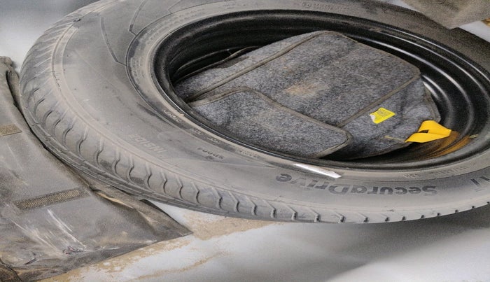 2024 Hyundai Verna SX (O) 1.5 TURBO PETROL DCT, Petrol, Automatic, 13,345 km, tyre