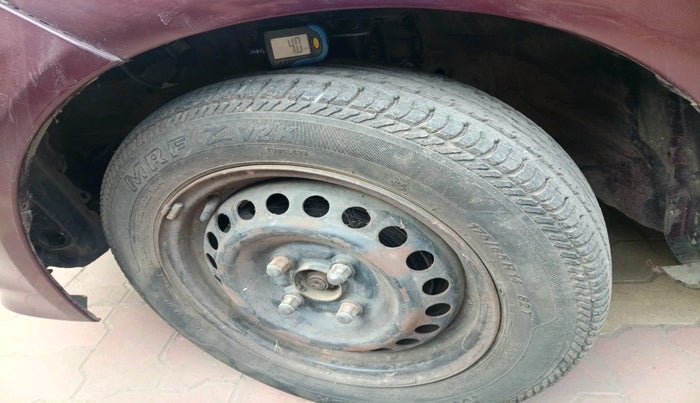 2014 Honda Amaze 1.5L I-DTEC S, Diesel, Manual, 95,276 km, tyre