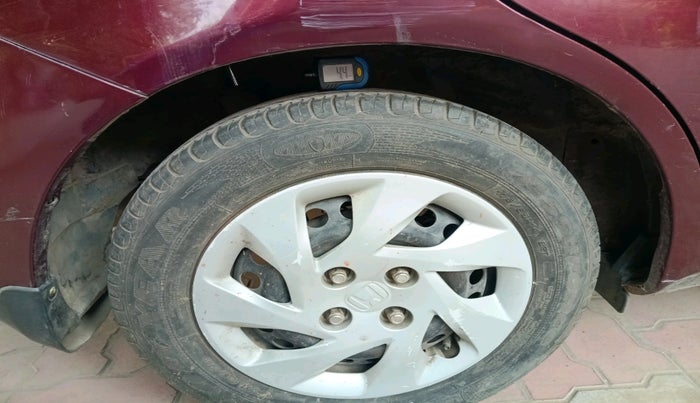 2014 Honda Amaze 1.5L I-DTEC S, Diesel, Manual, 95,276 km, tyre