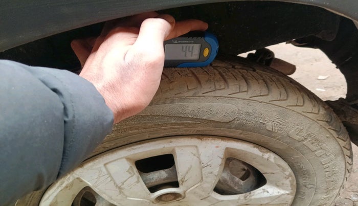 2018 Renault Kwid RXT 0.8 (O), Petrol, Manual, 79,831 km, tyre