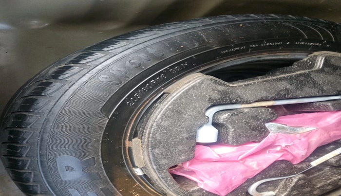 2019 Maruti Vitara Brezza VDI, Diesel, Manual, 65,770 km, tyre