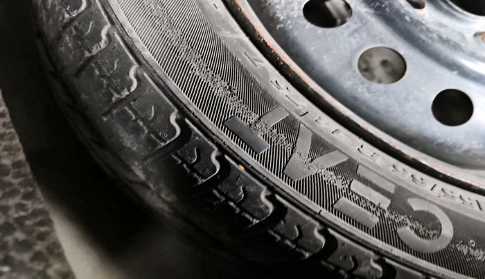 2011 Maruti Wagon R 1.0 VXI, Petrol, Manual, 51,854 km, tyre