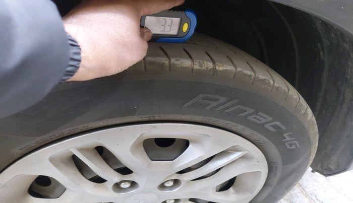 2022 KIA CARENS PRESTIGE 1.5 PETROL 7 STR, Petrol, Manual, 51,934 km, tyre