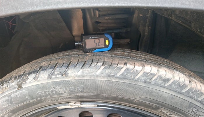 2021 Renault Kiger RXE MT, Petrol, Manual, 35,286 km, tyre