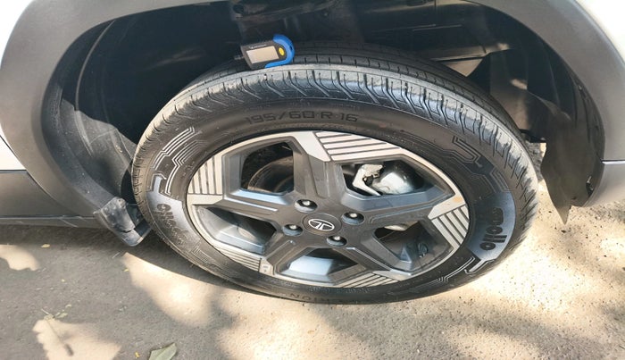 2025 Tata PUNCH EV EMPOWERED PLUS LONG RANGE 3.3, Electric, Automatic, 3,227 km, tyre