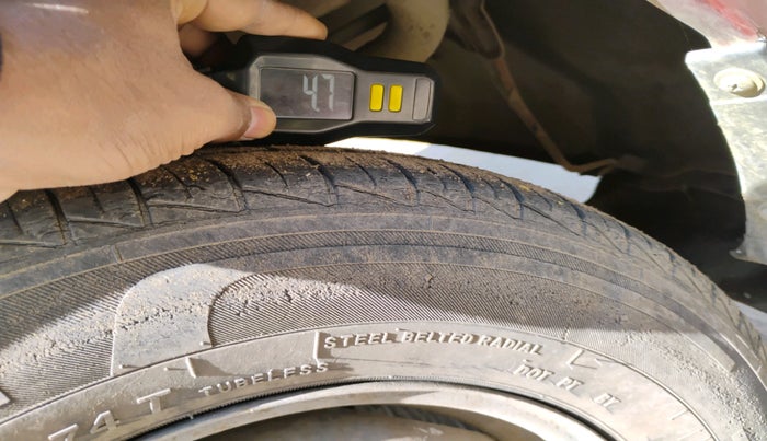 2019 Maruti Alto VXI, Petrol, Manual, 36,500 km, tyre