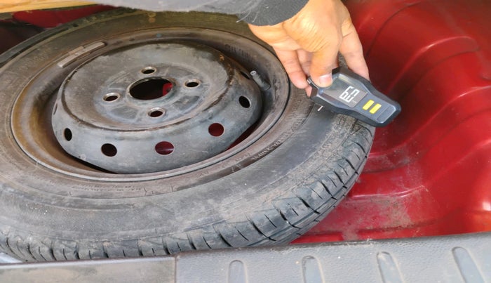 2019 Maruti Alto VXI, Petrol, Manual, 36,500 km, tyre