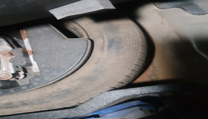 2018 Maruti Ciaz DELTA 1.5 SHVS MT PETROL, Petrol, Manual, 1,21,892 km, tyre