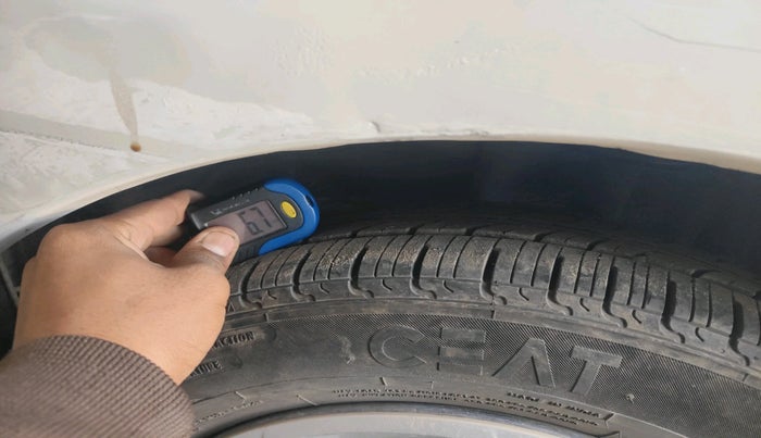 2017 Tata Tiago XT DIESEL, Diesel, Manual, 1,00,940 km, tyre