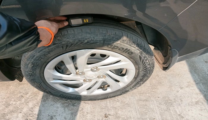 2022 Hyundai AURA S 1.2 CNG, Petrol, Manual, 37,037 km, tyre