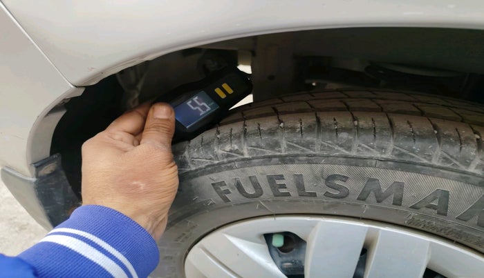 2021 Maruti Alto VXI, Petrol, Manual, 23,935 km, tyre