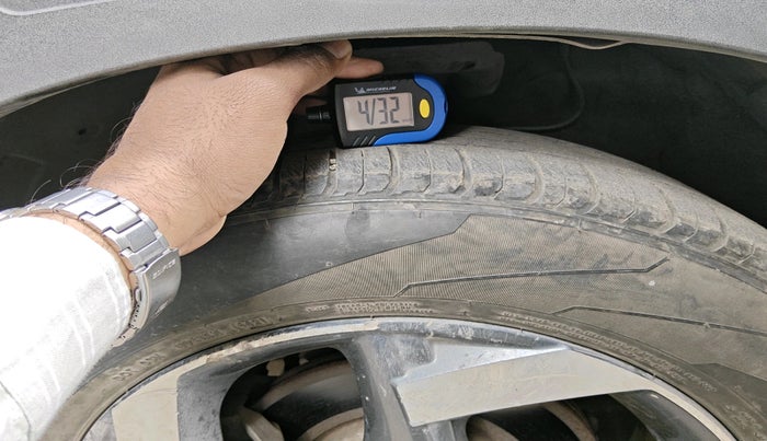 2020 Hyundai VENUE SX PLUS 1.0 TURBO DCT, Petrol, Automatic, 26,682 km, tyre