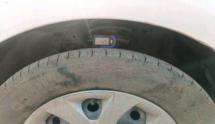 2015 Hyundai Elite i20 MAGNA 1.2, Petrol, Manual, 38,901 km, tyre