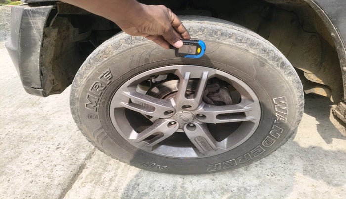 2021 Mahindra Thar LX HARD TOP 4WD MT, Diesel, Manual, 57,245 km, tyre