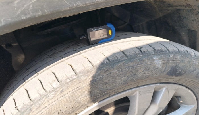 2016 Maruti Vitara Brezza ZDI PLUS, Diesel, Manual, 77,048 km, tyre