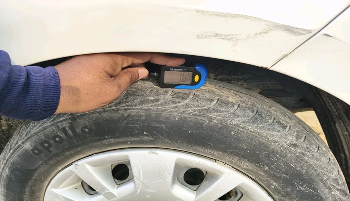 2013 Hyundai i20 MAGNA (O) 1.2, Petrol, Manual, 29,145 km, tyre