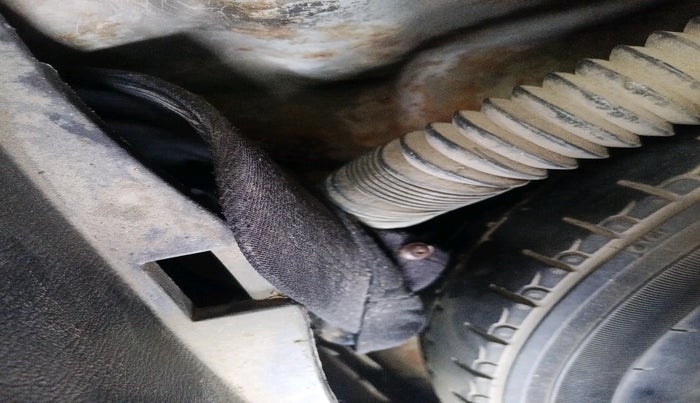 2011 Hyundai Santro Xing GL, Petrol, Manual, 1,03,896 km, tyre