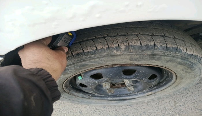 2011 Hyundai Santro Xing GL, Petrol, Manual, 1,03,896 km, tyre