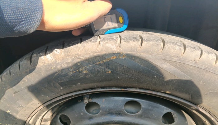 2011 Maruti Swift VDI, Diesel, Manual, 99,061 km, tyre