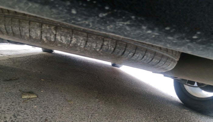 2023 KIA CARENS PRESTIGE 1.5 PETROL 7 STR, Petrol, Manual, 38,349 km, tyre