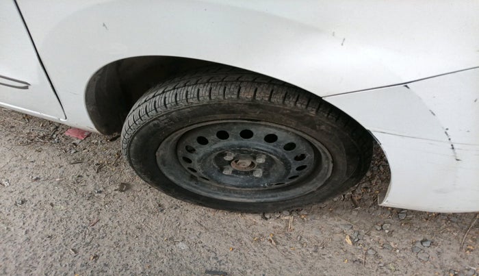 2012 Maruti Wagon R 1.0 VXI, Petrol, Manual, 40,155 km, tyre