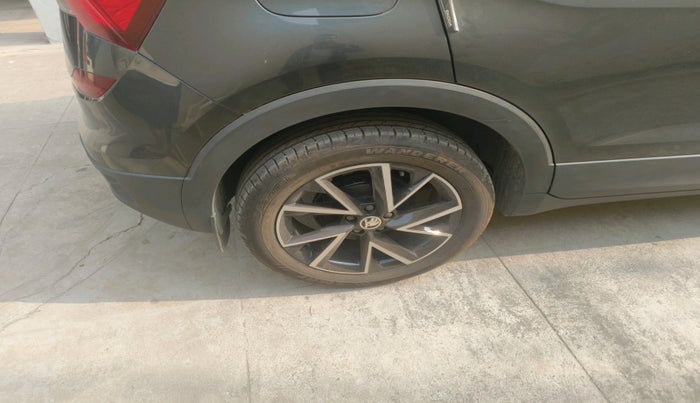 2025 Skoda KUSHAQ MONTE CARLO 1.0L TSI AT, Petrol, Automatic, 4,099 km, tyre