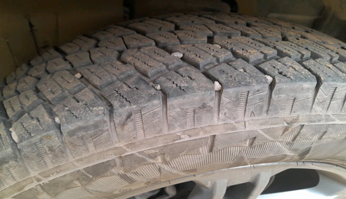 2024 Mahindra Thar LX D HT 2WD MT, Diesel, Manual, 33,155 km, tyre