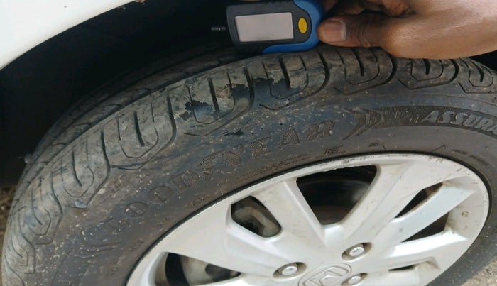 2013 Honda Amaze 1.5L I-DTEC VX, Diesel, Manual, 1,28,474 km, tyre