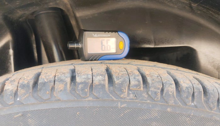 2024 Maruti Swift ZXi Plus, Petrol, Manual, 5,685 km, tyre