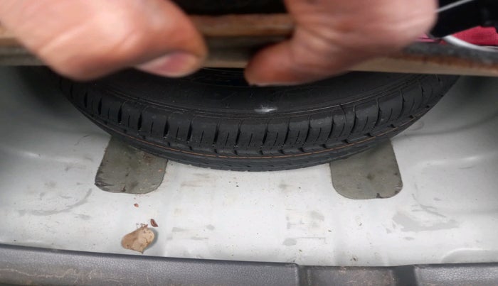 2023 Hyundai AURA SX 1.2 CNG, Petrol, Manual, 29,263 km, tyre