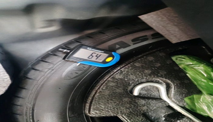 2018 Maruti Ciaz ALPHA 1.4 PETROL, Petrol, Manual, 48,597 km, tyre