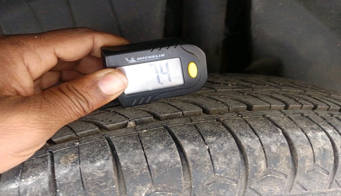 2021 Maruti Dzire VXI, Petrol, Manual, 61,217 km, tyre